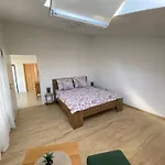 Jozephine Apartamento