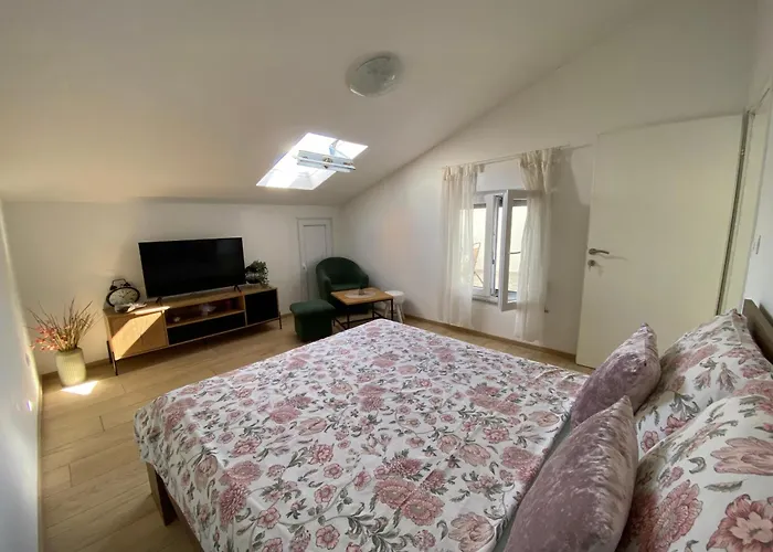 Jozephine Apartman Póla