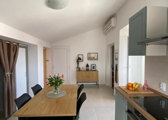 Jozephine Apartment