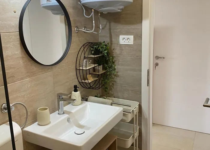 Jozephine Apartment *